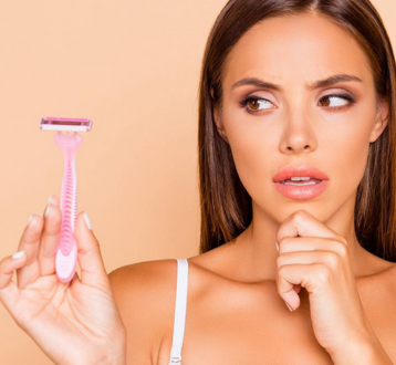 A Lady holding shaving kit in her hand | Facial hair removal | Center for Aesthetic Medicine in Las Vegas, NV